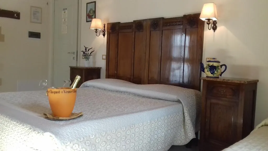 B&B Il Villano Capannori Alojamento de Acomodação e Pequeno-almoço